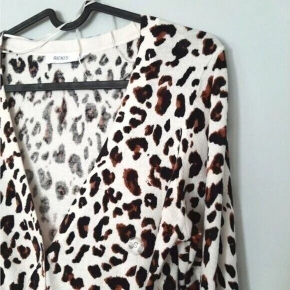 RICKI'S \ Cheetah 🐆 Button Down Cardigan Fine Knit Sweater Cardi Leopard Sz S - Picture 7 of 14